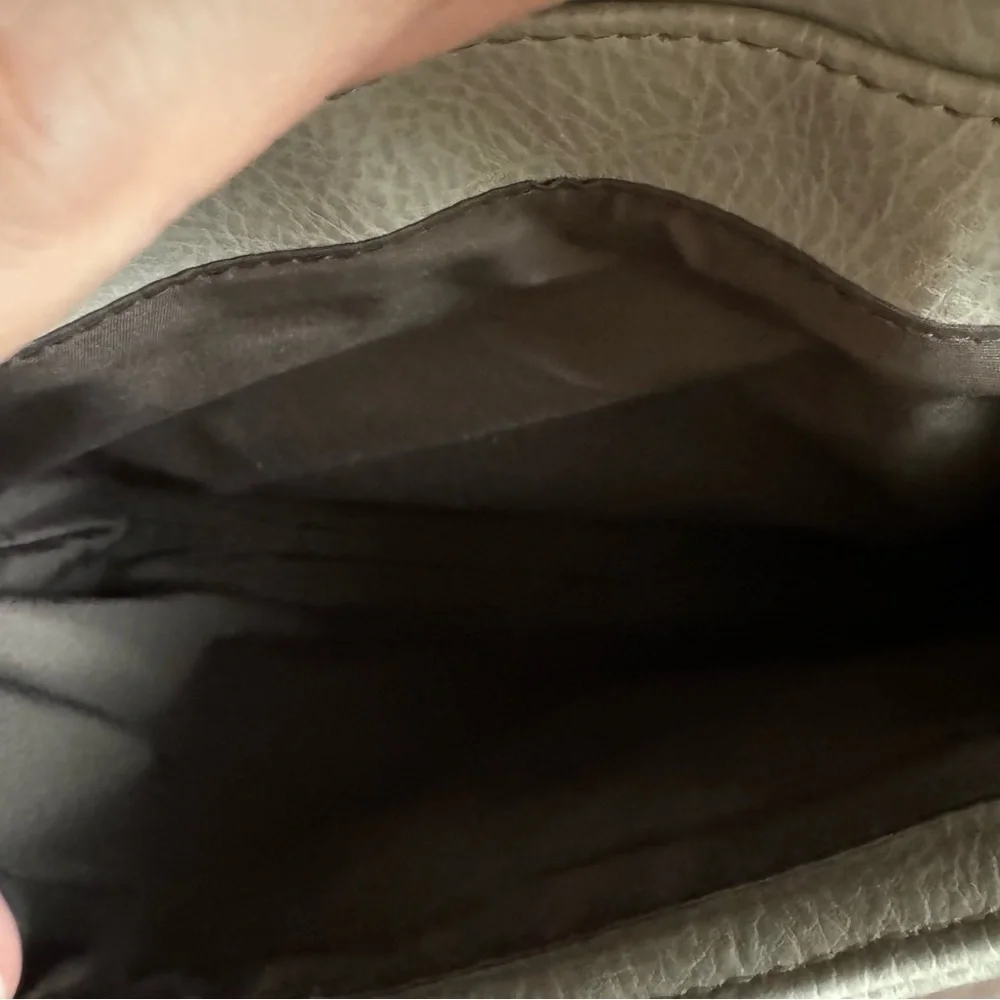 Matt & Nat Eeha Dwell Vegan Leather Adjustdbable Strap Crossbody Purse